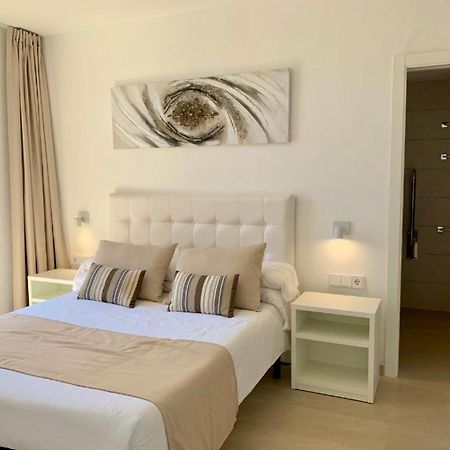 Villa Sonia Cala'N Blanes  Exterior photo